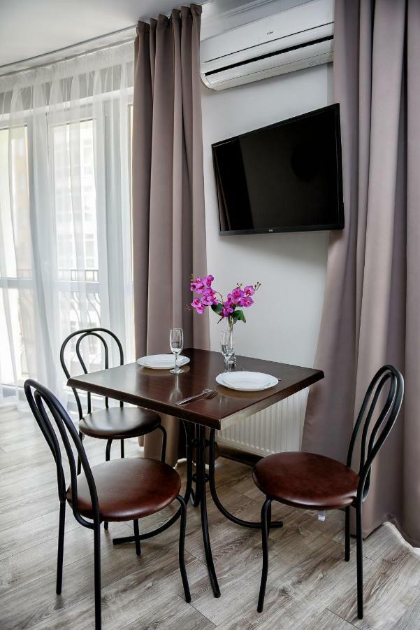 Apartment Reserve Sloboda Loft *